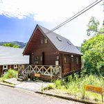 兵庫県姫路市安富町 広々デッキから山並みを望むログハウス