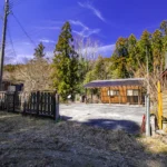 奈良県東吉野村 高見川沿いのプレハブ小屋付き土地