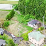 空撮（赤枠内が敷地）