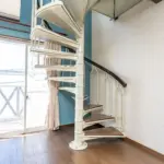 らせん階段
