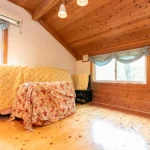 2階右側洋室（7.8帖）