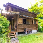 近隣を流れる川